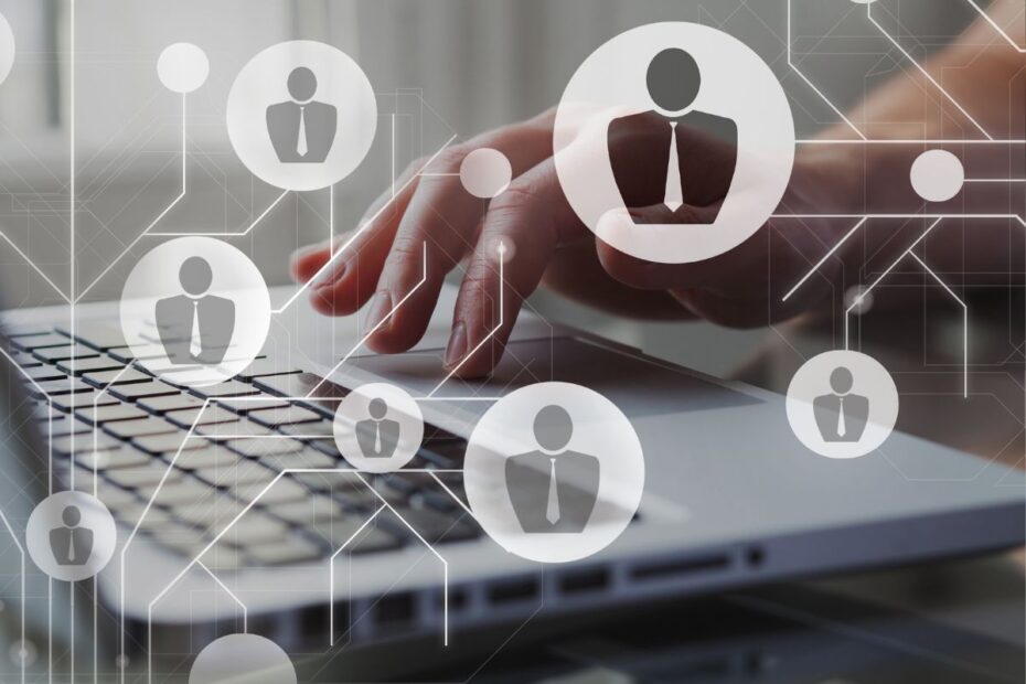 Recursos de plataformas de afiliados mostrando conexão entre afiliados e produtores através de ferramentas digitais