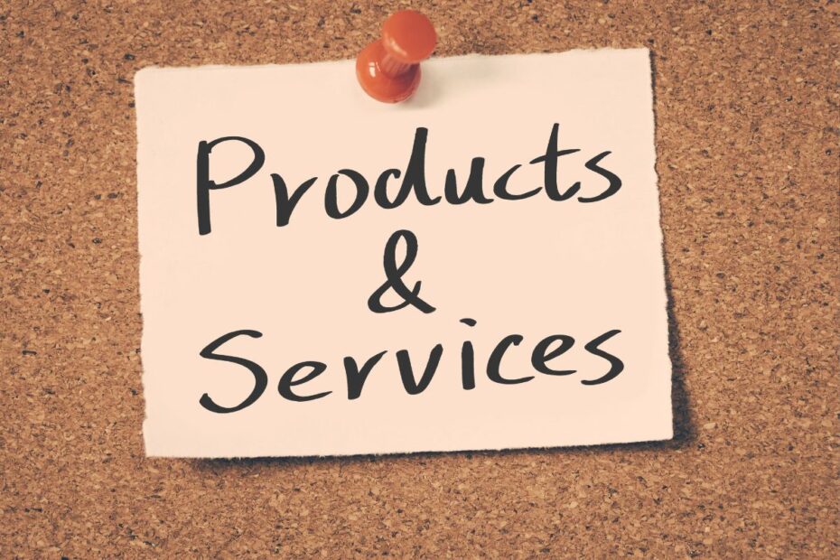 Papel fixado em mural de cortiça com as palavras Products e Services escritas à mão representando produtos e serviços para marketing de afiliados